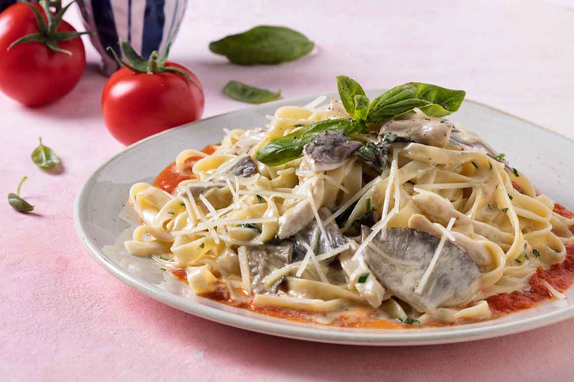 Tagliatelle Pollo E Funghi